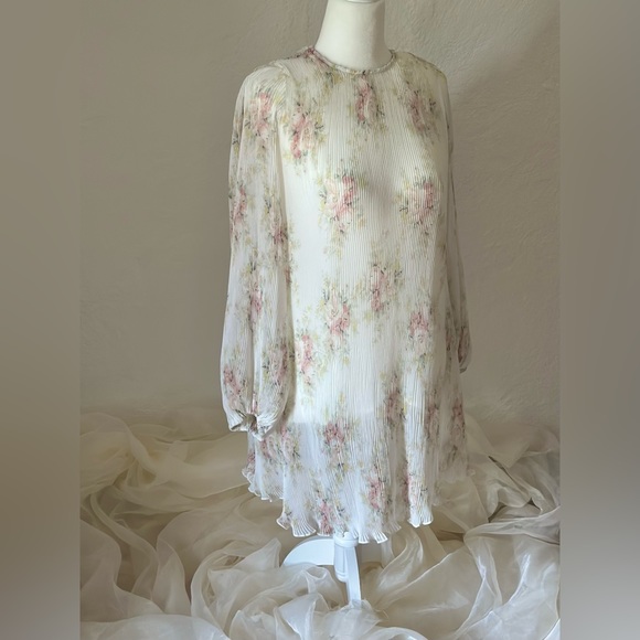 GANNI Mini Fluted Floral Dress in Ivory XS / 32 - Picture 3 of 13